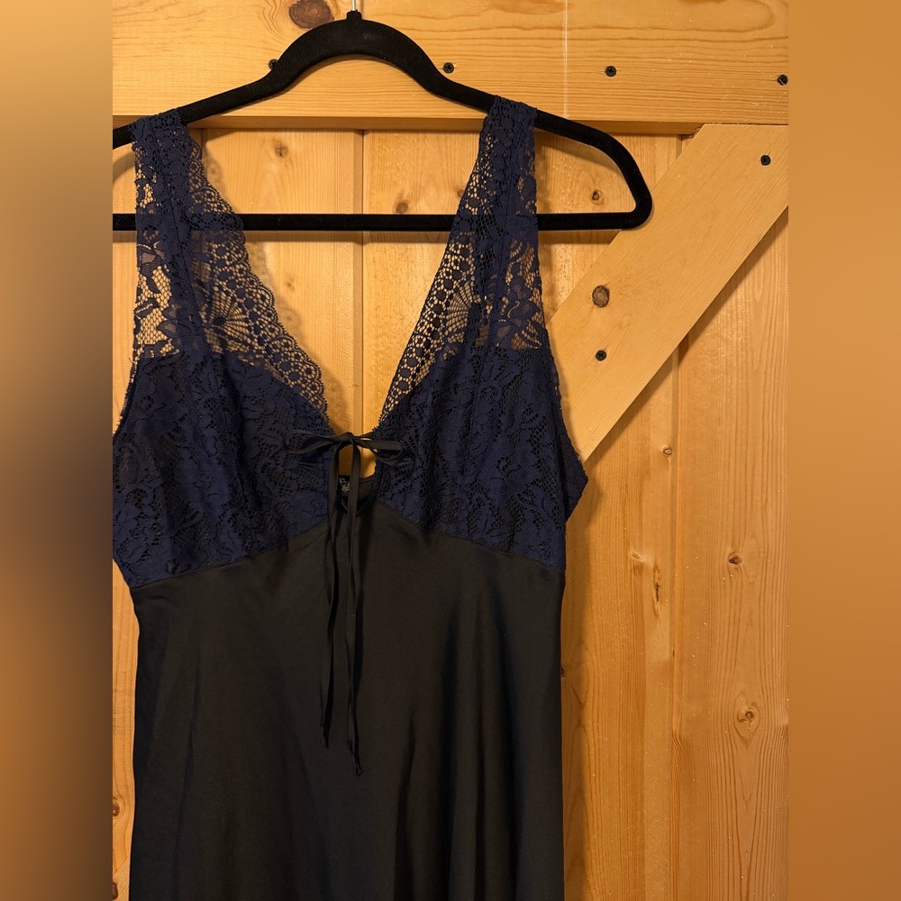 NWT Free People Countryside Maxi Slip | black/Noir | Size S
